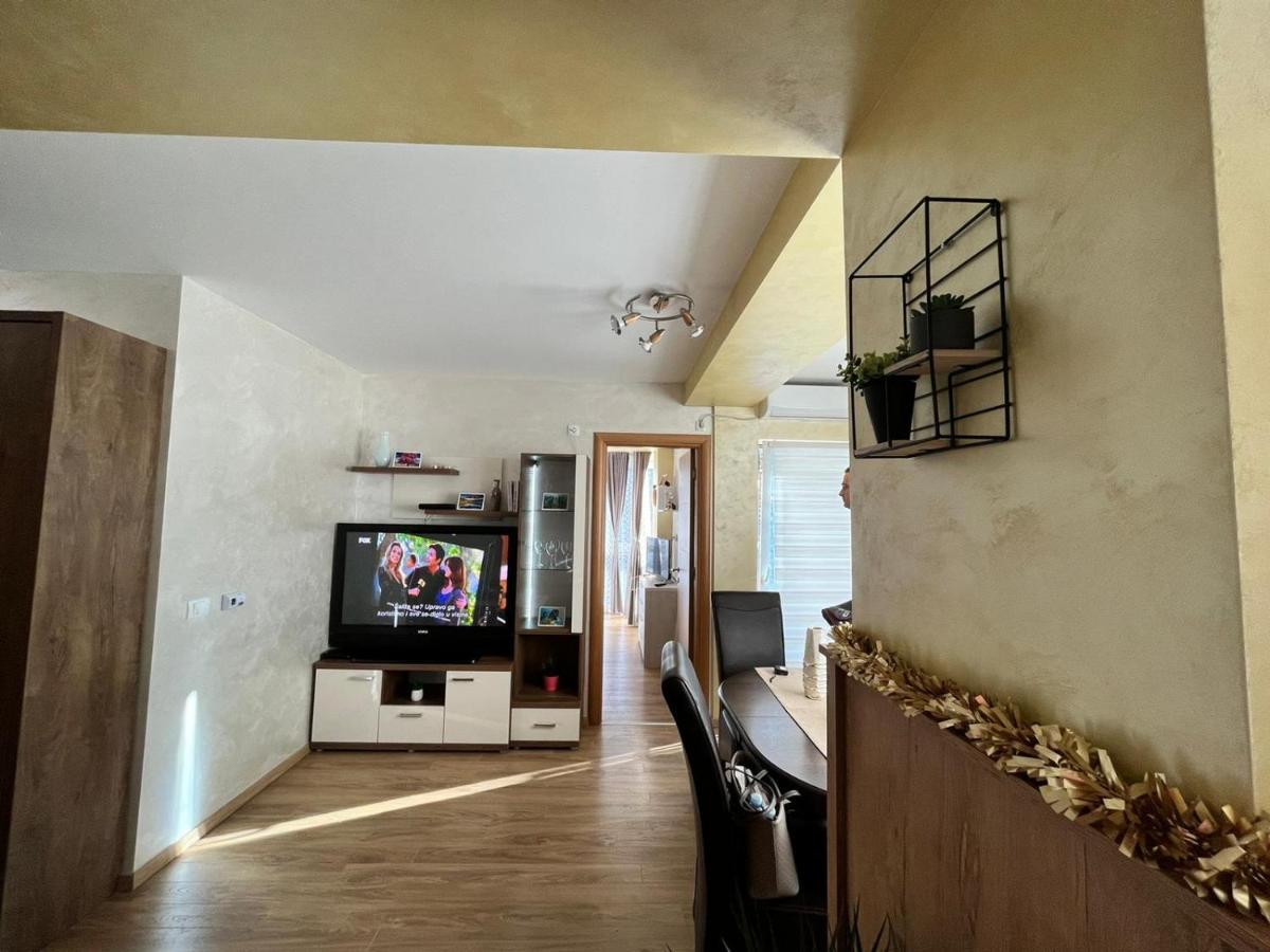 Gondola 10 Apartment *